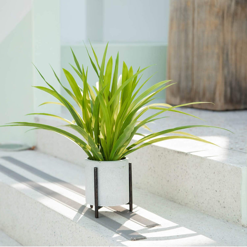 Velener 15" Potted Spider Plant in Artificial Plant Stand- Fake Plants for Indoors Outdoor Patio Decor